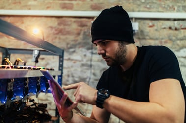 REMOTE-SUPPORT-THROUGH-AUGMENTED-REALITY-EXPLAINED